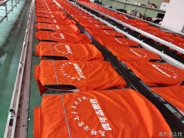 广告衫丝印、热转印怎么选？先看数量、图案和使用要求